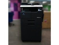 柯尼卡美能達(dá)復(fù)印機(jī)306外觀主打純黑色調(diào) 彰顯商務(wù)風(fēng)范